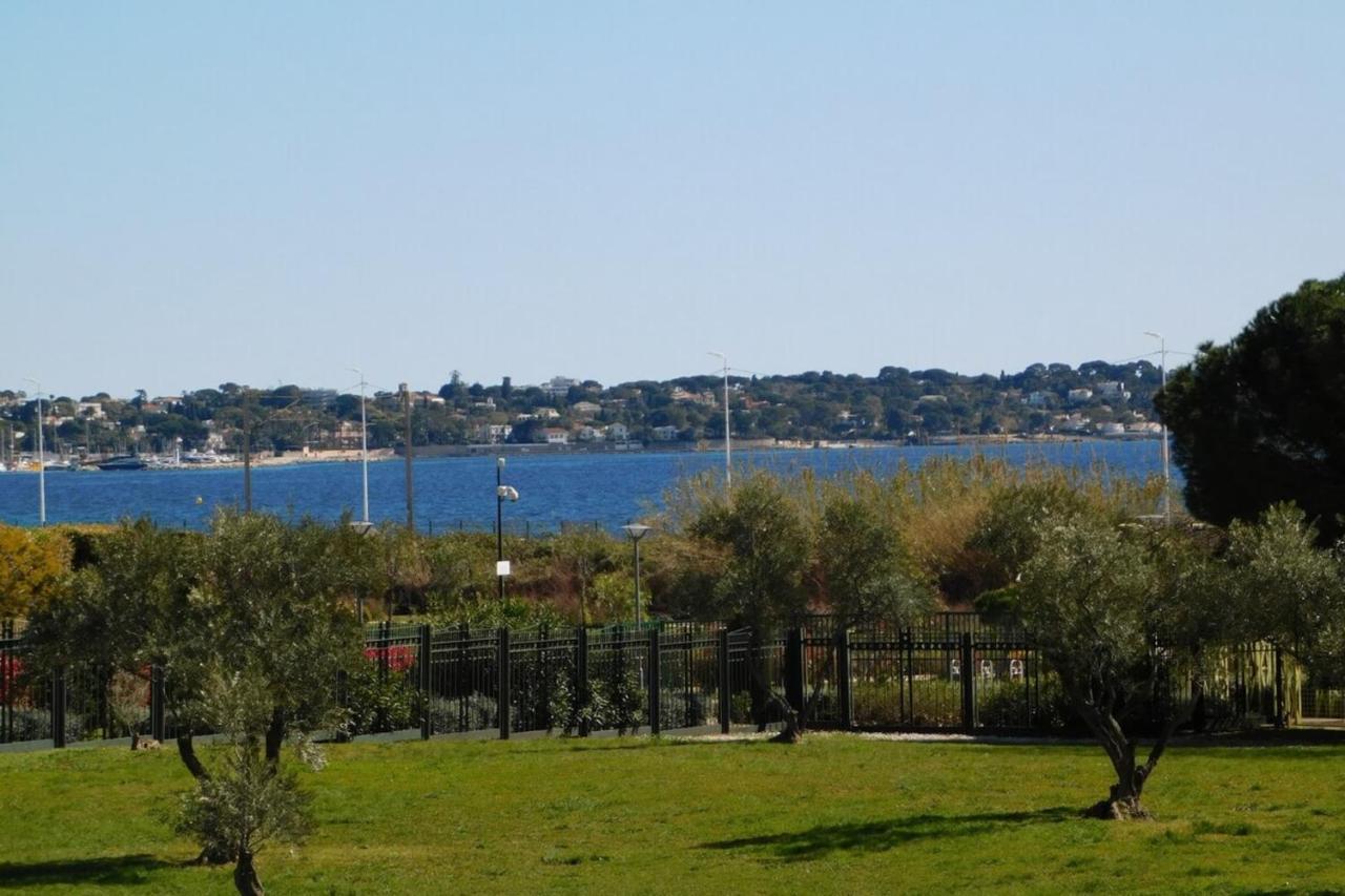 "T2 "Antibes Les Pins 3" Air Conditionned Sea View With Parking And Pool" Apartment Екстериор снимка